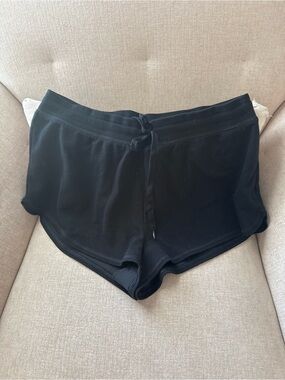 Aritzia Black Waffled Lounge Shorts